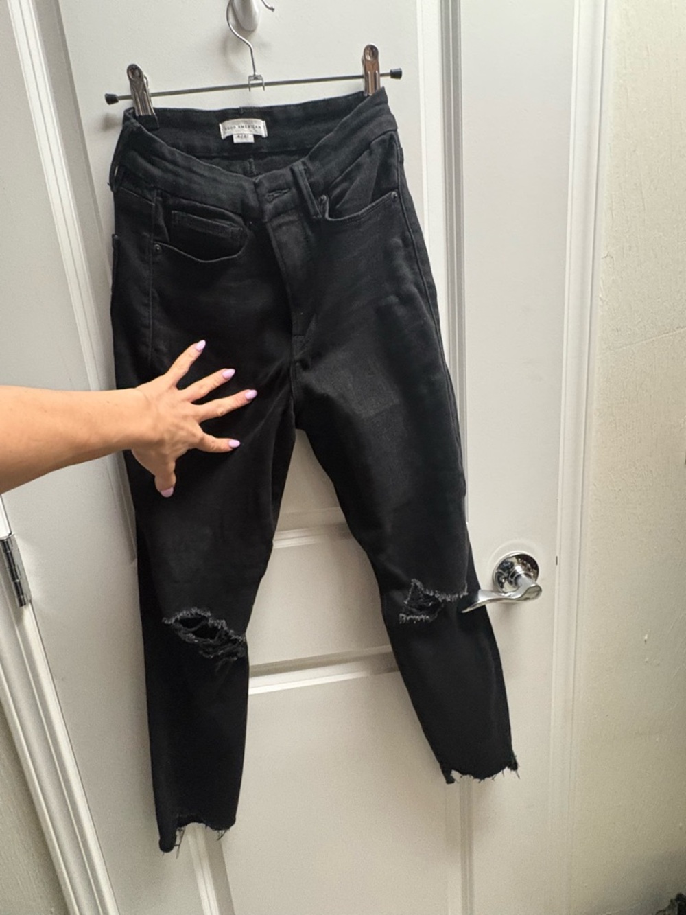 Good American Black Distressed High-Rise Women’s Jeans